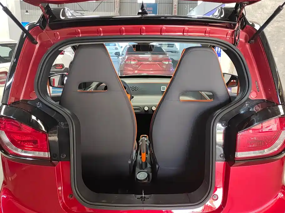Baojun E100 2020