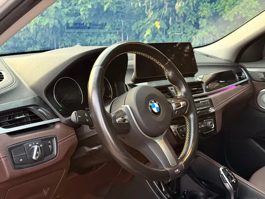 BMW X2 2023 — фото 14