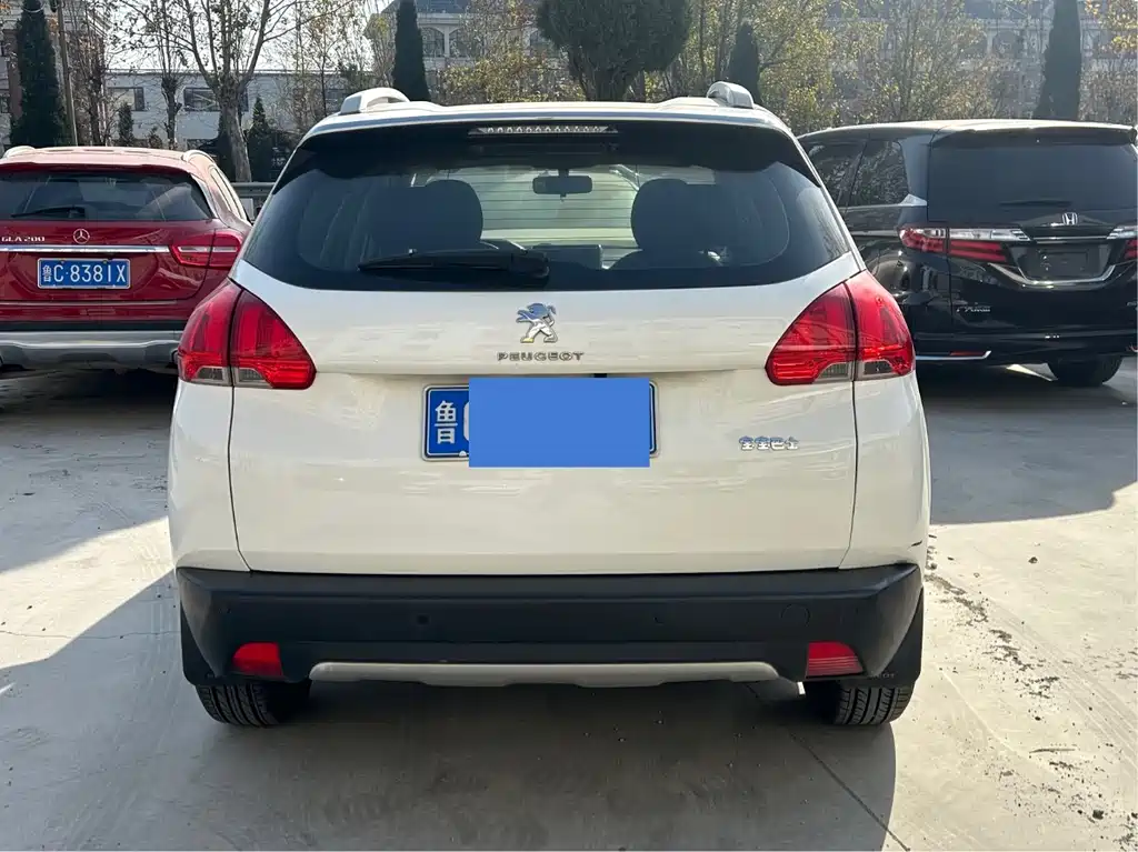 Peugeot 2008 2015