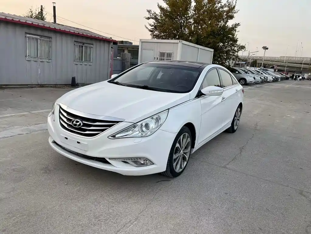 Hyundai Sonata 2014 — фото 3