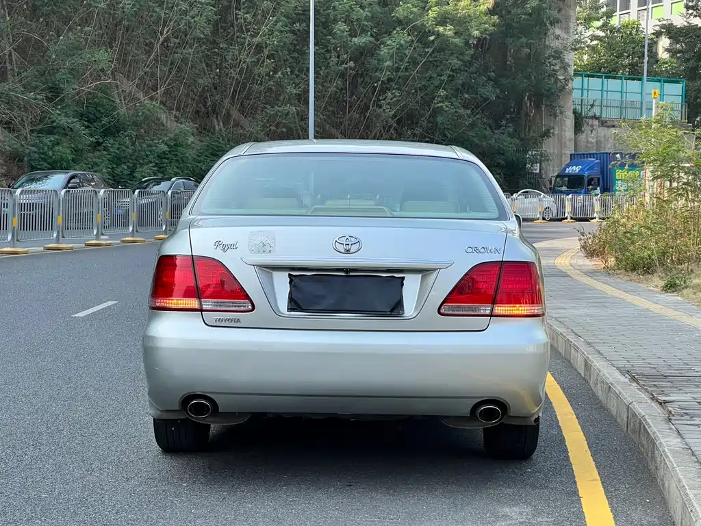 Toyota Crown 2008