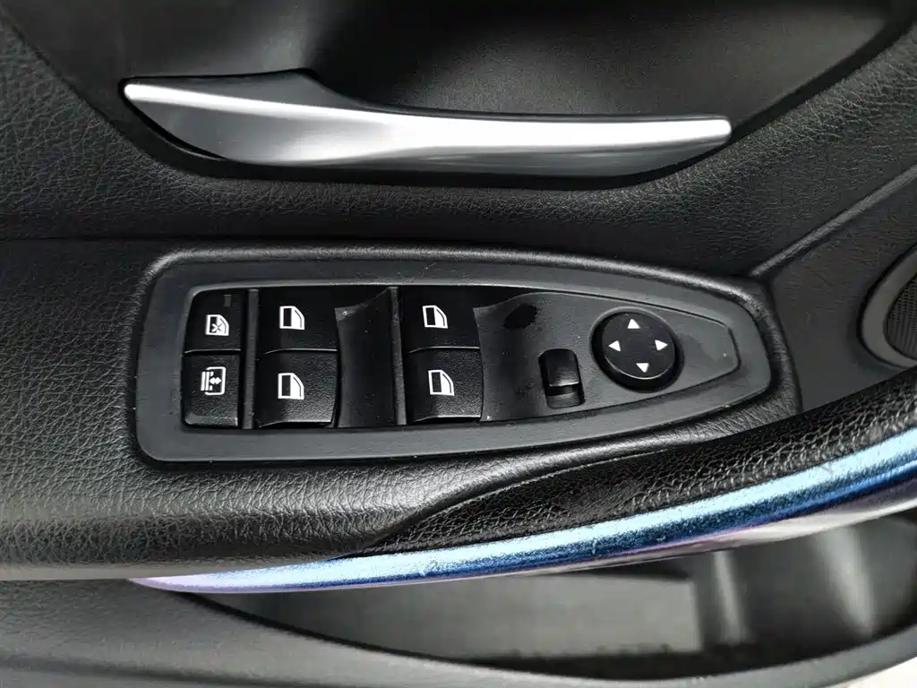 BMW 3 Series 2014 — фото 9