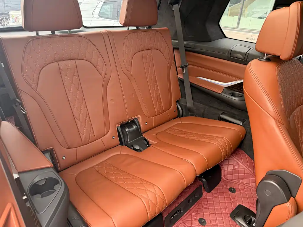 BMW X7 2023 — фото 18