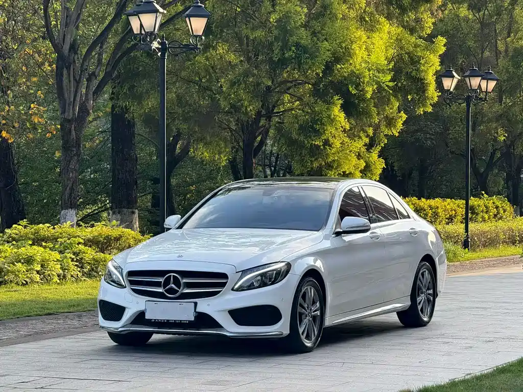 Mercedes-Benz C-Class 2017 — фото 1