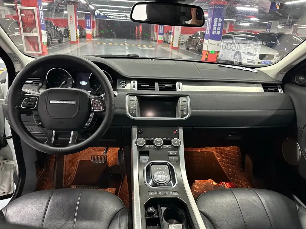 Land Rover Evoque 2017 — фото 11