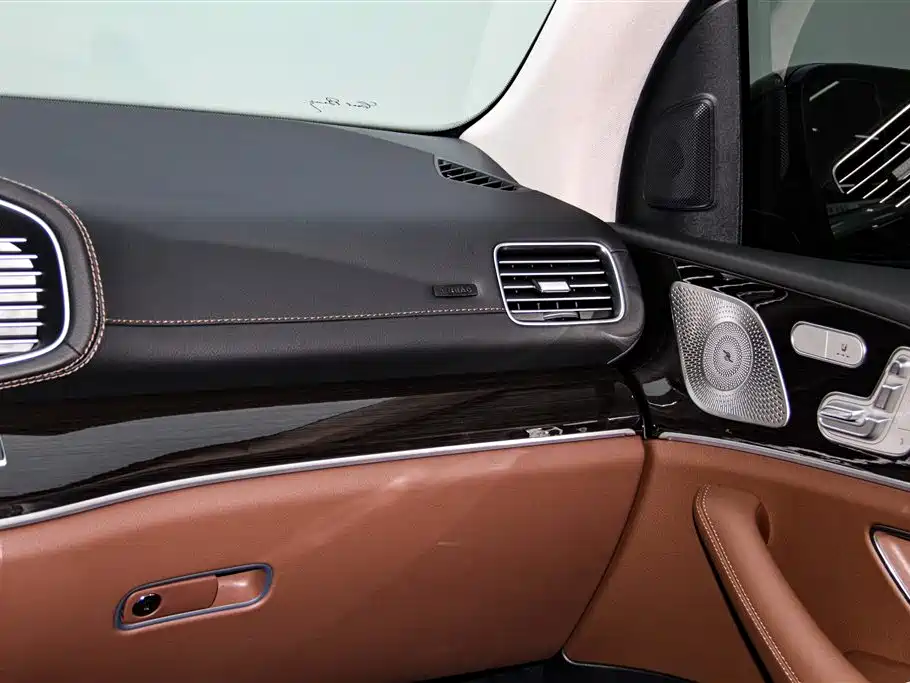 Mercedes-Benz GLE 2025 — фото 23
