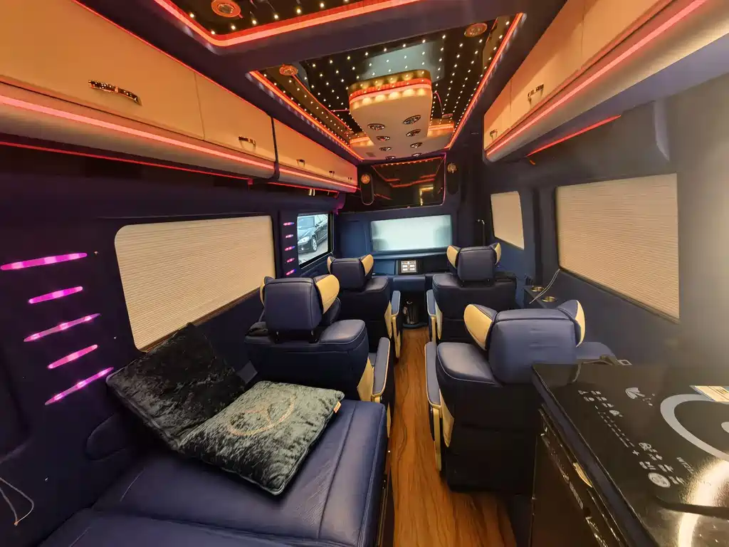 Mercedes-Benz Sprinter 2017 — фото 30