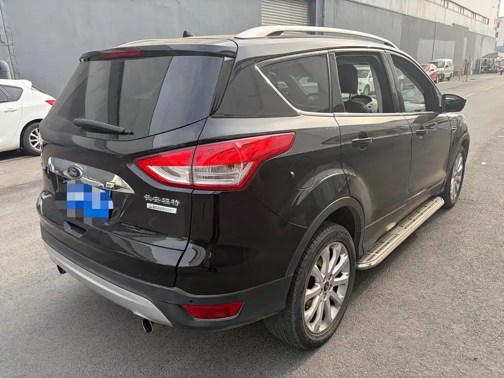 Ford Kuga 2015 — фото 3