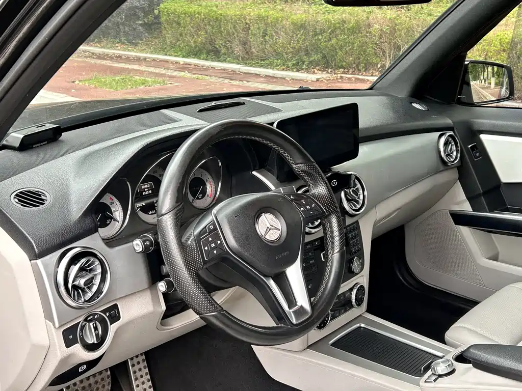 Mercedes-Benz GLK-Class 2013 — фото 9