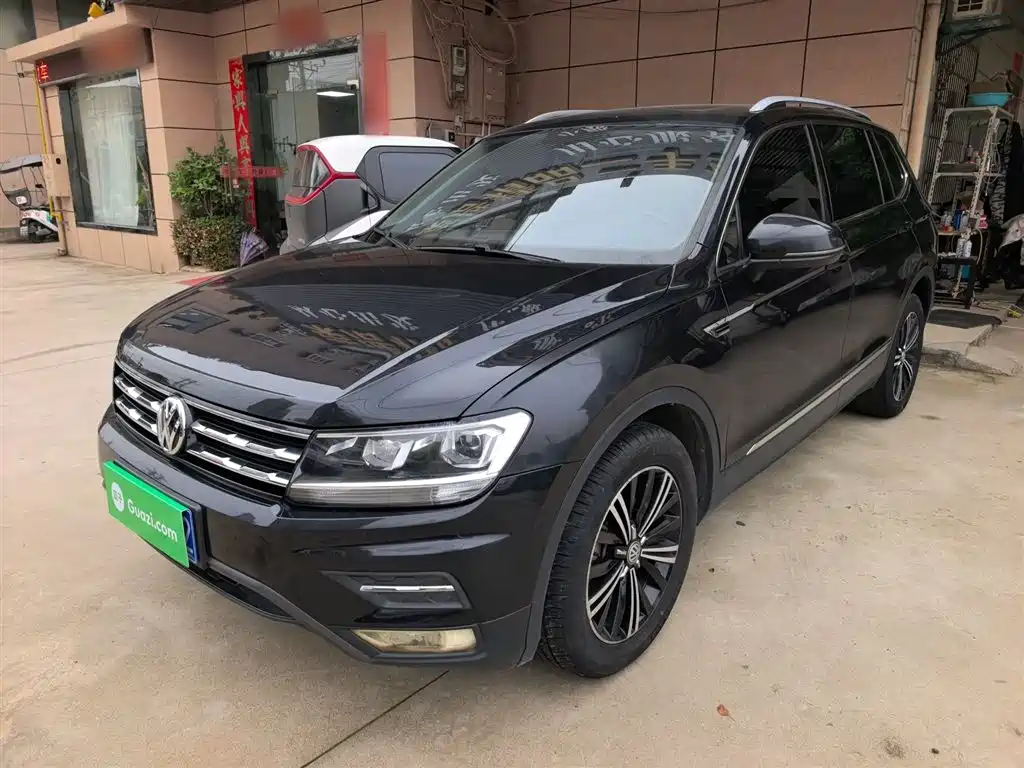 Volkswagen Tiguan L 2020 — фото 2