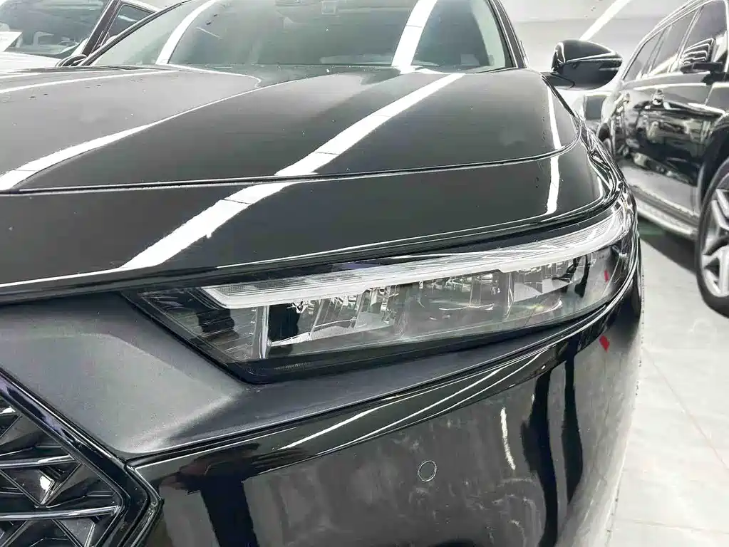 Honda Accord 2023 — фото 24