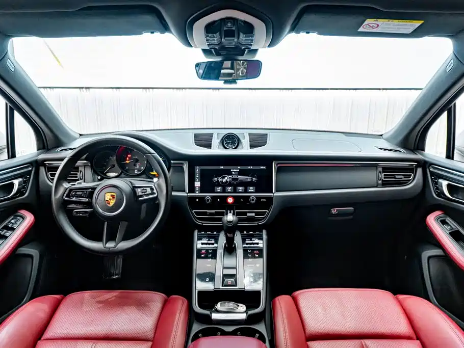 Porsche Macan 2022 — фото 12