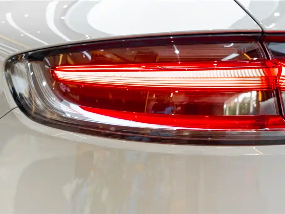 Porsche Macan 2022