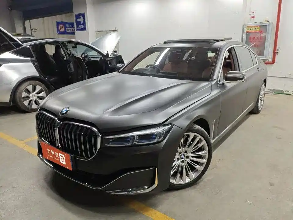 BMW 7 Series 2020 — фото 1