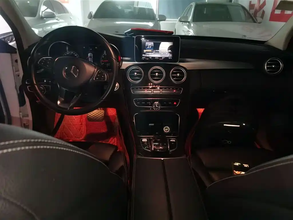 Mercedes-Benz C-Class 2017 — фото 10