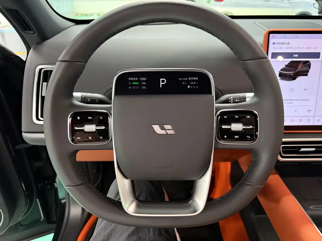 Li Auto Li L6 2025