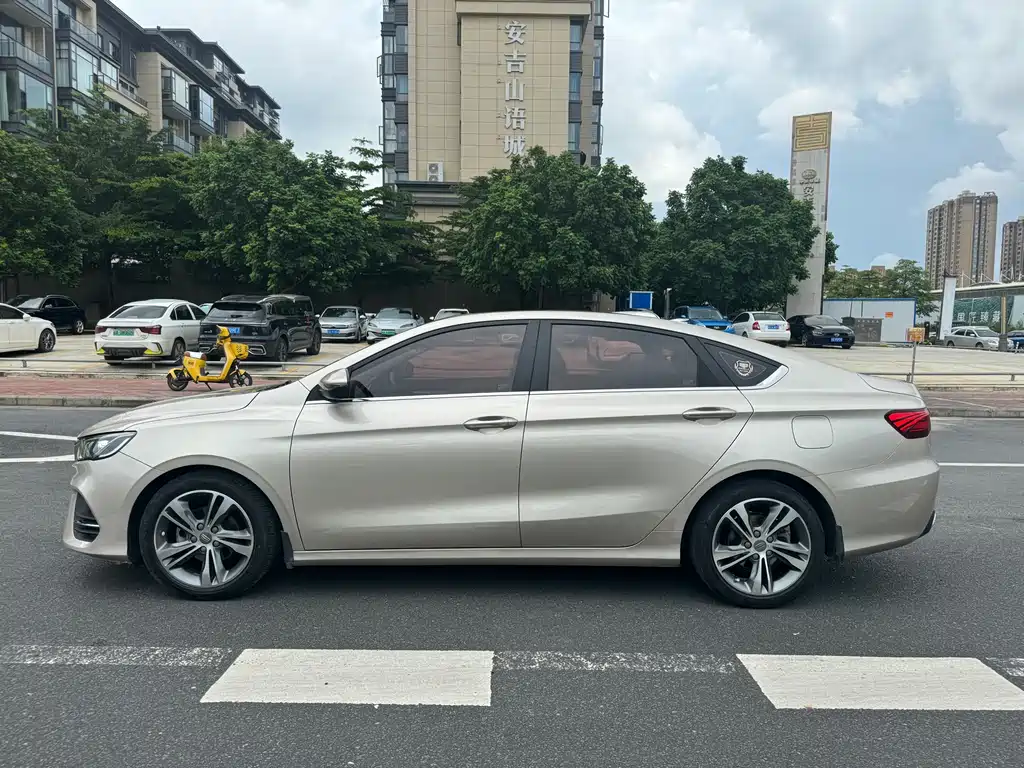Geely Binrui 2018 — фото 8