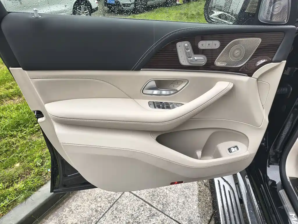 Mercedes-Benz GLS 2021 — фото 4