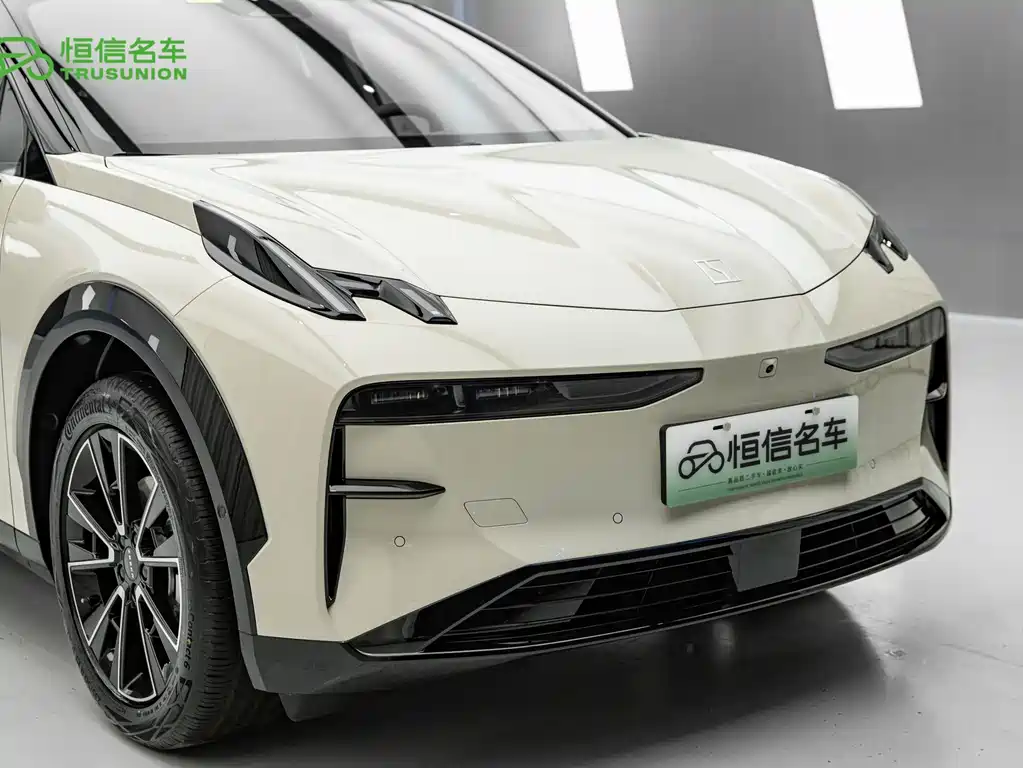 Zeekr X 2024