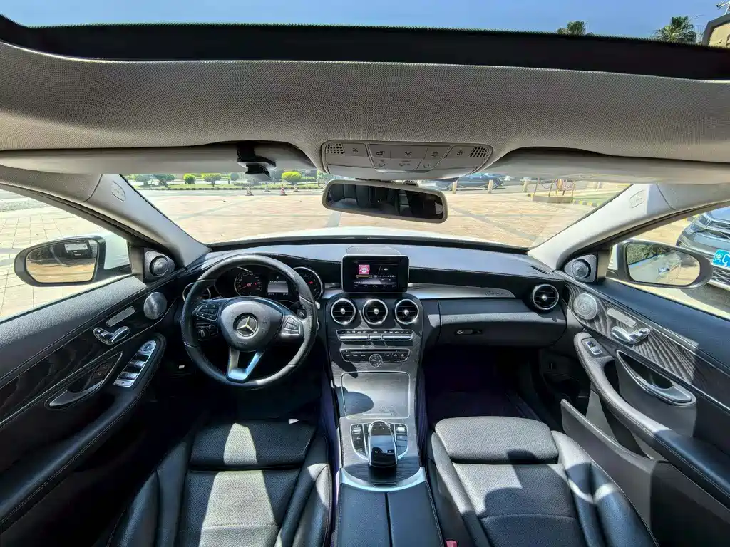 Mercedes-Benz C-Class 2018