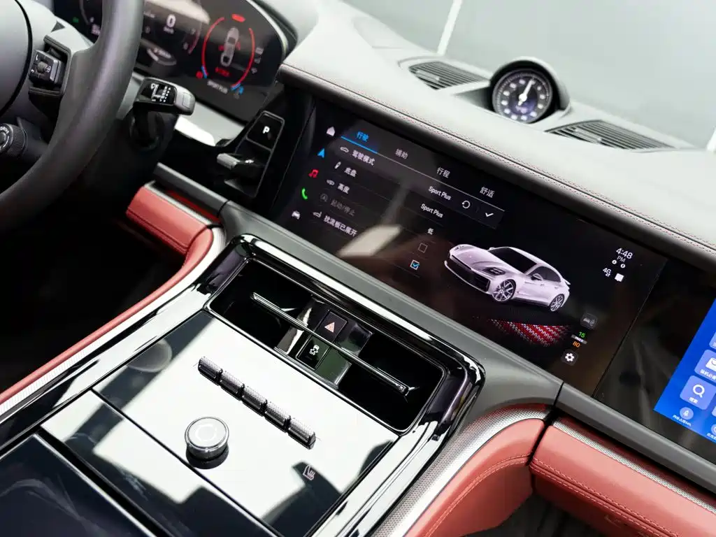 Porsche Panamera 2025 — фото 19