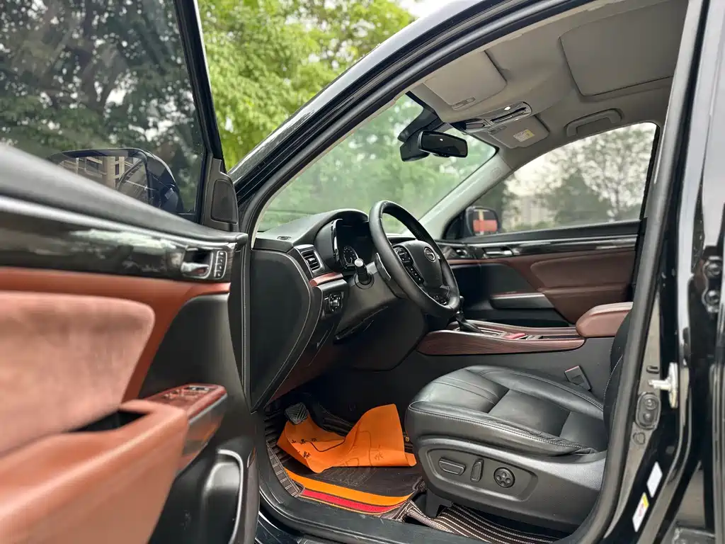 GAC Motor Trumpchi GS8 2018