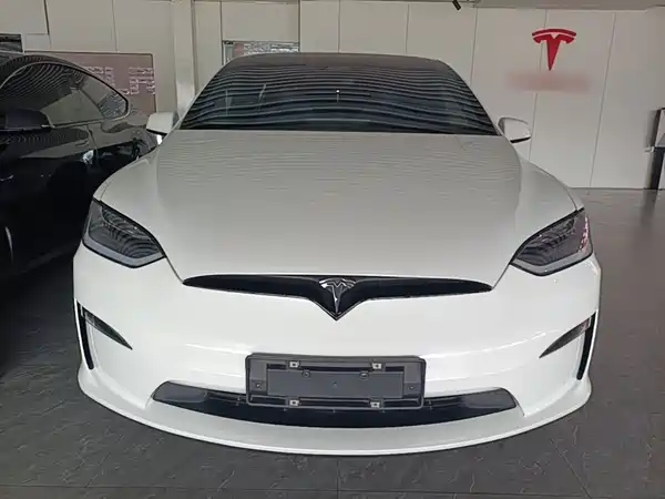 Tesla Model X 2023