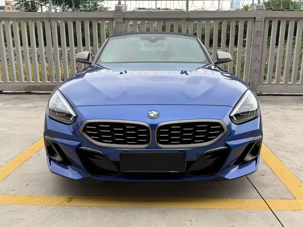 BMW Z4 M40i 2024 — фото 2