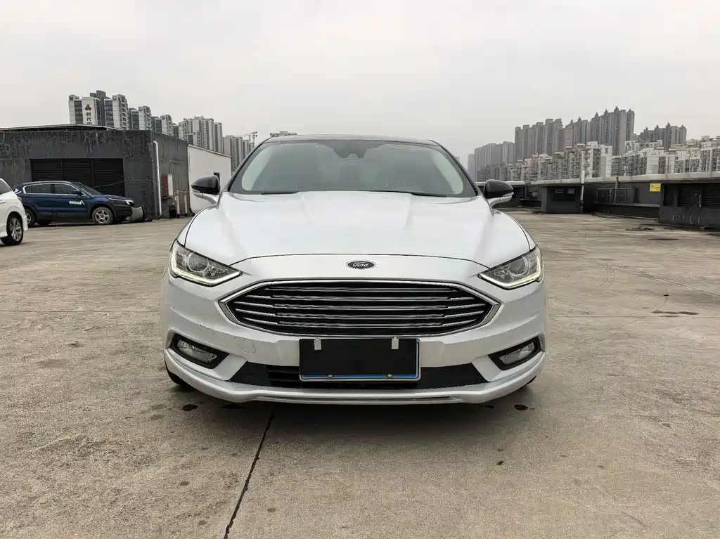 Ford Mondeo 2018 — фото 3