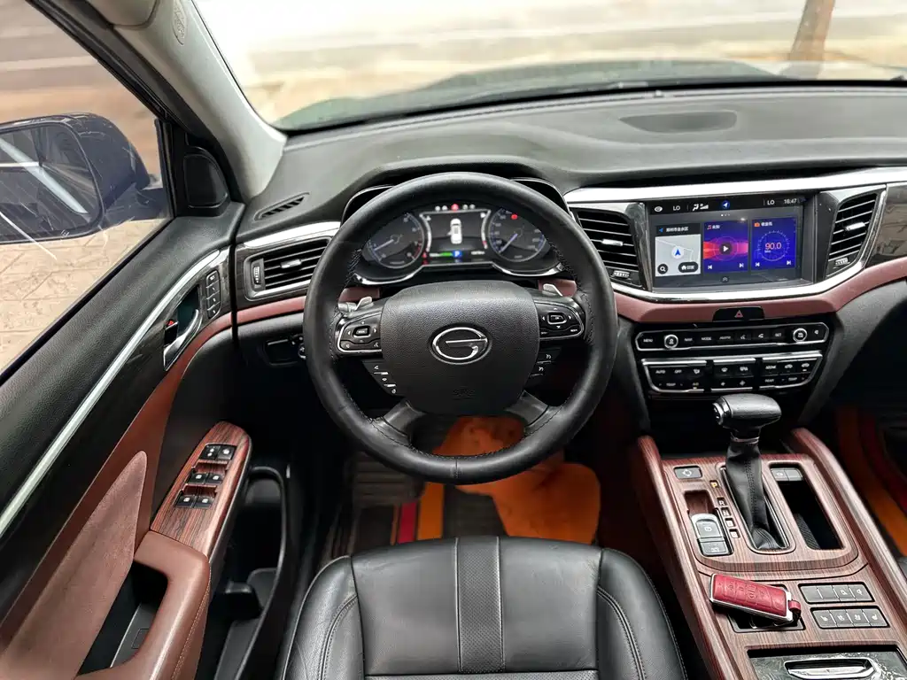 GAC Motor Trumpchi GS8 2018