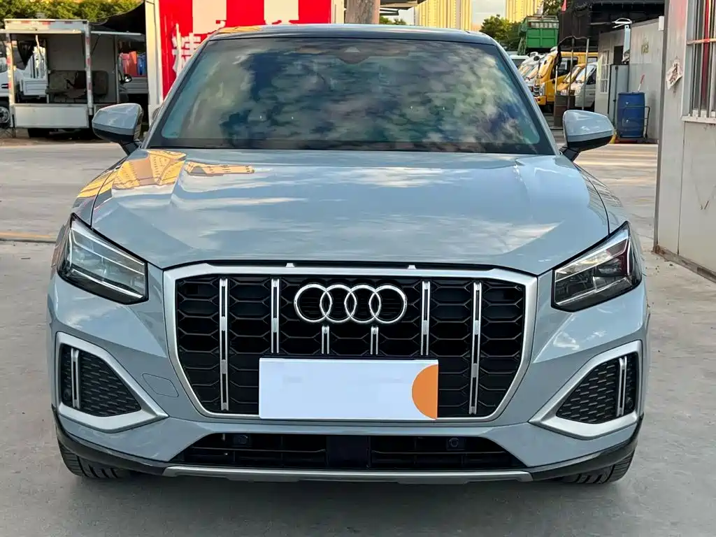 Audi Q2L 2022 — фото 5
