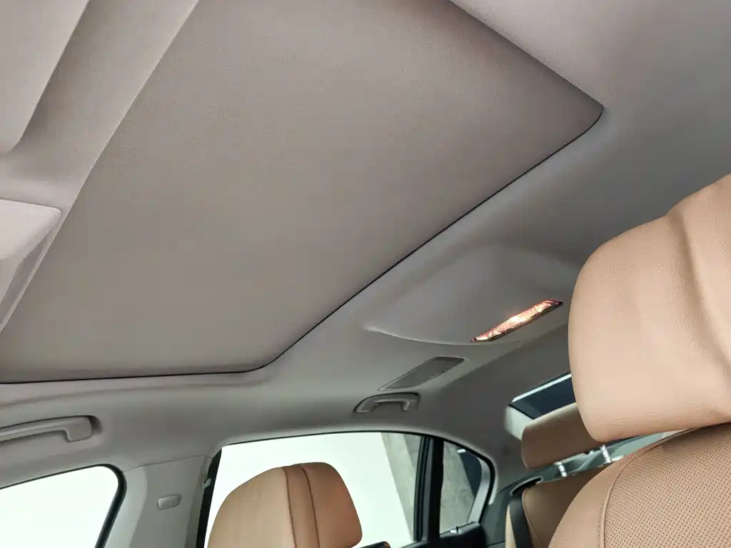 BMW 7 Series 2014 — фото 14