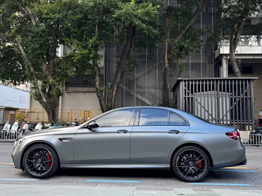 Mercedes-Benz E-Class AMG 2021
