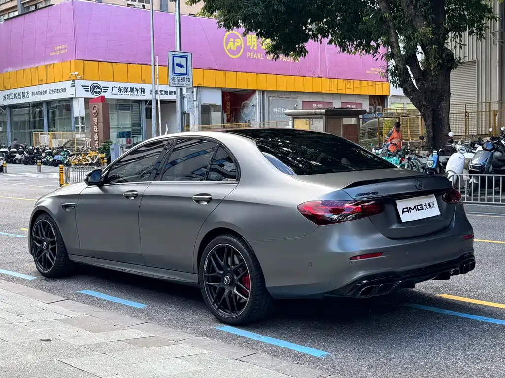 Mercedes-Benz E-Class AMG 2021 — фото 14