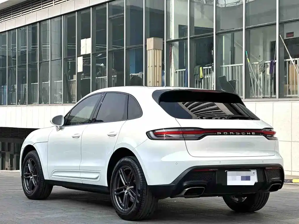 Porsche Macan 2022