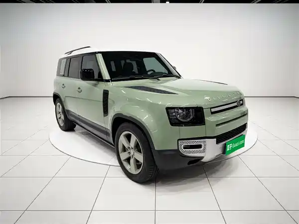 Land Rover Defender 2023