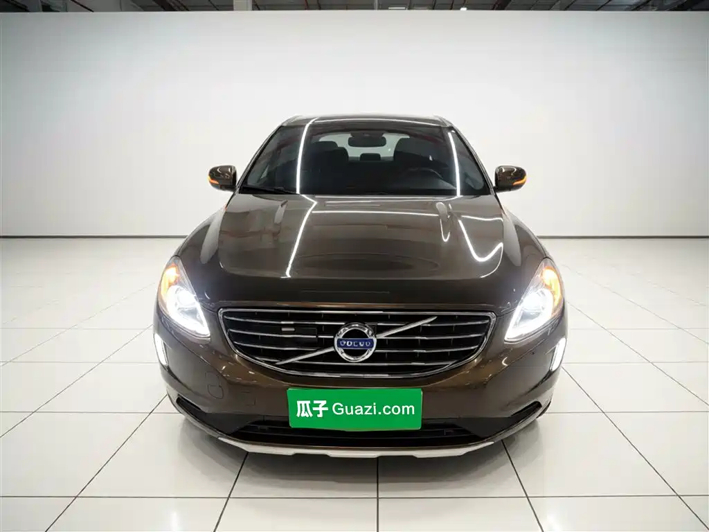Volvo XC60 2016 — фото 3