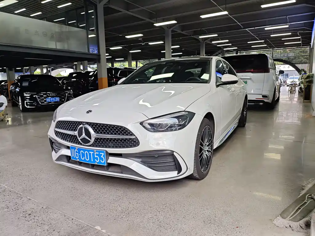 Mercedes-Benz C-Class 2022