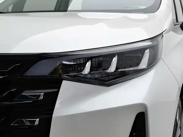 GAC Trumpchi M6 2024