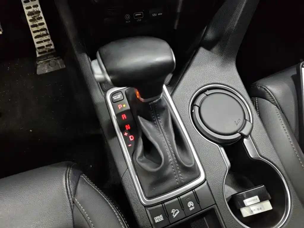 Kia KX5 2017 — фото 14