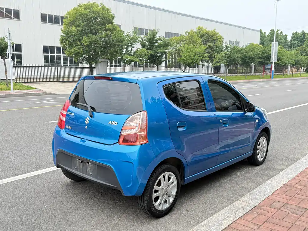 Suzuki Alto 2014 — фото 8