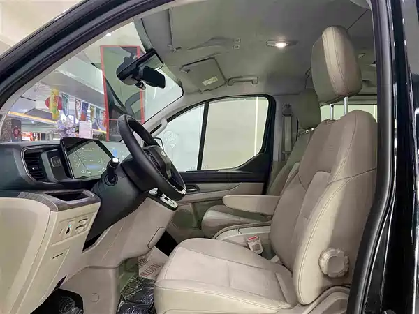 Ford Tourneo 2023