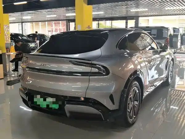 Xiaomi YU7 2025