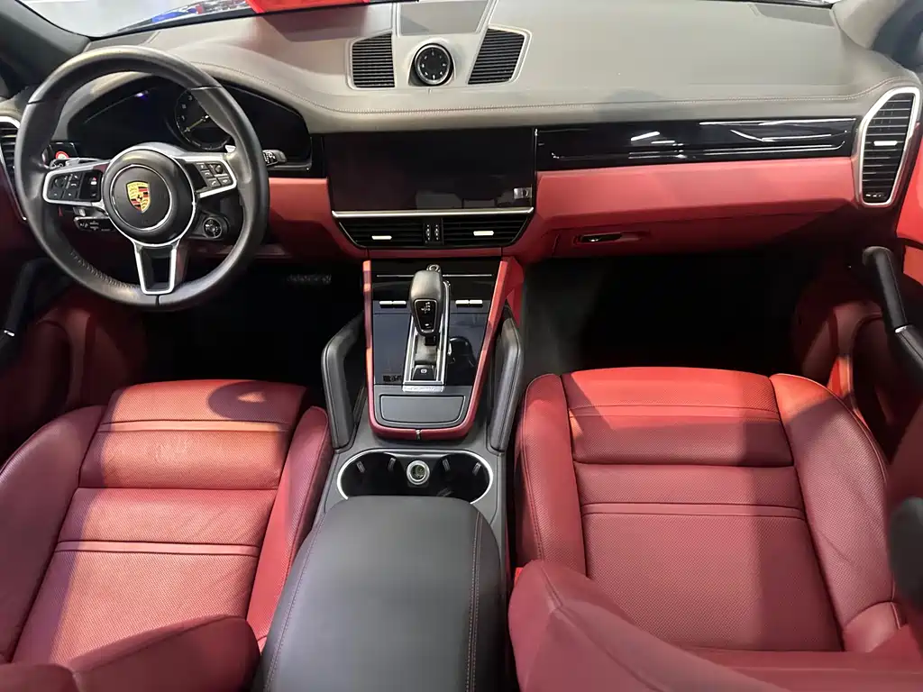 Porsche Cayenne Hybrid 2023 — фото 16