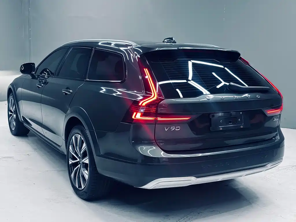 Volvo V90 2021 — фото 3