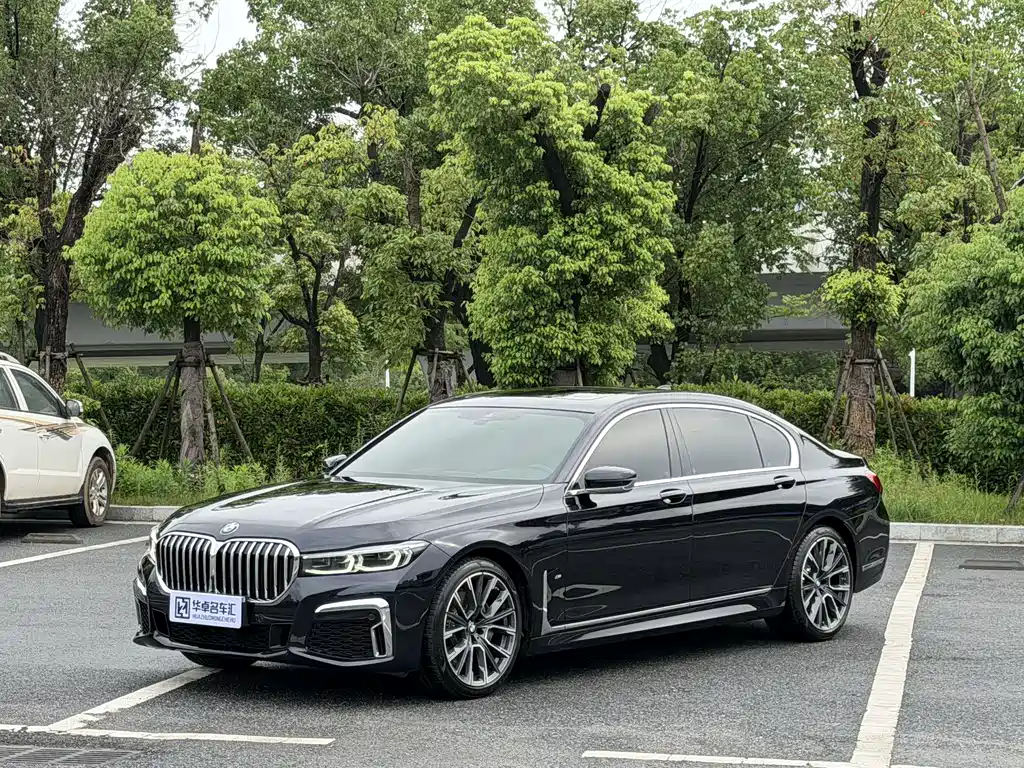 BMW 7 Series 2021