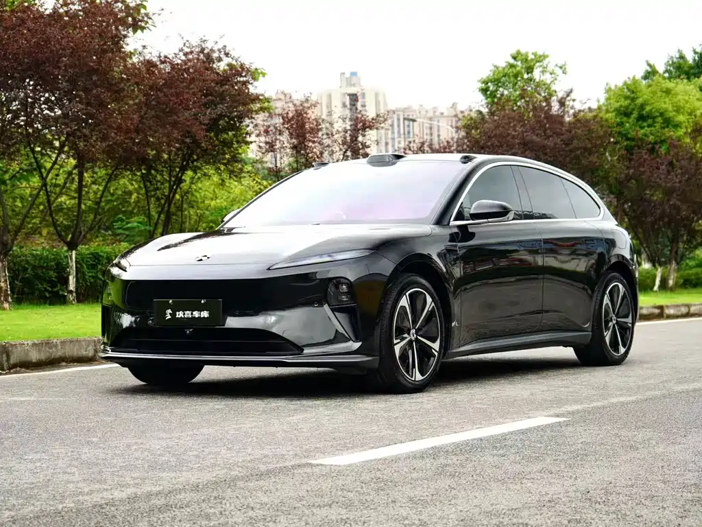 NIO ET5T 2024