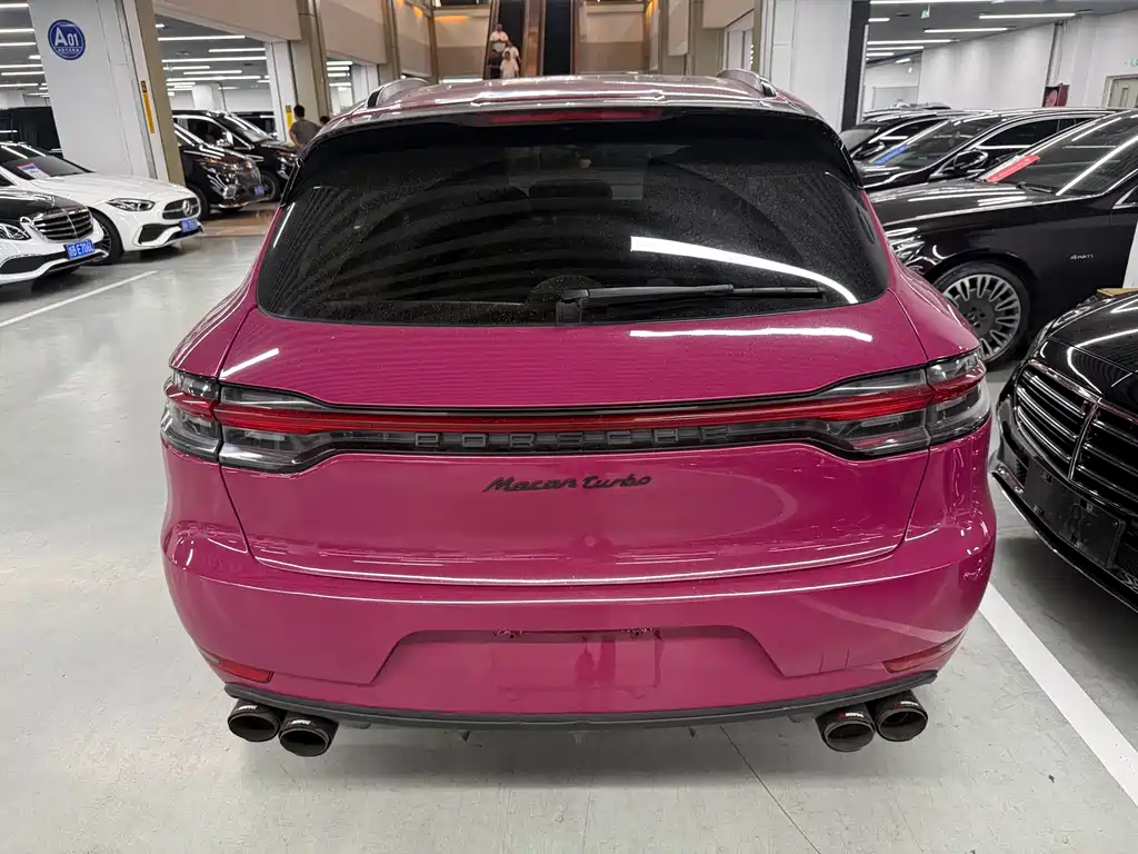 Porsche Macan 2016 — фото 15