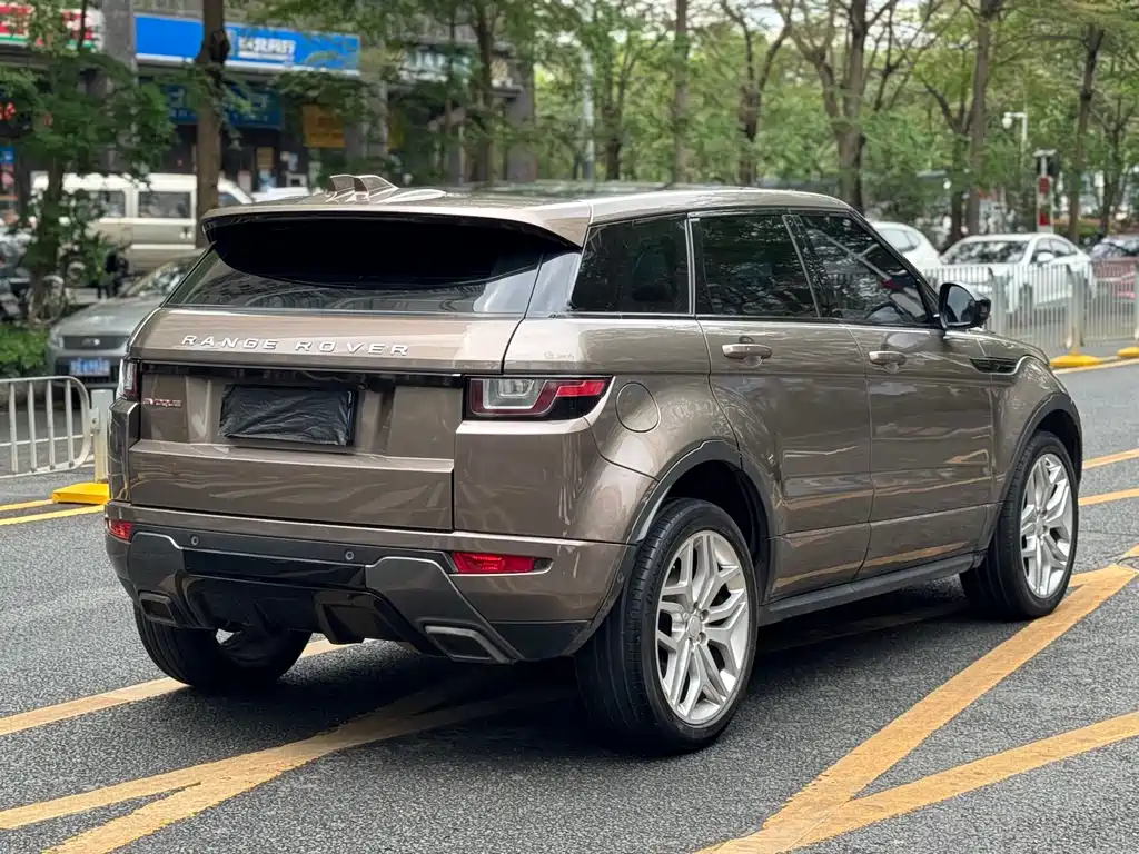 Land Rover Evoque 2018 — фото 21