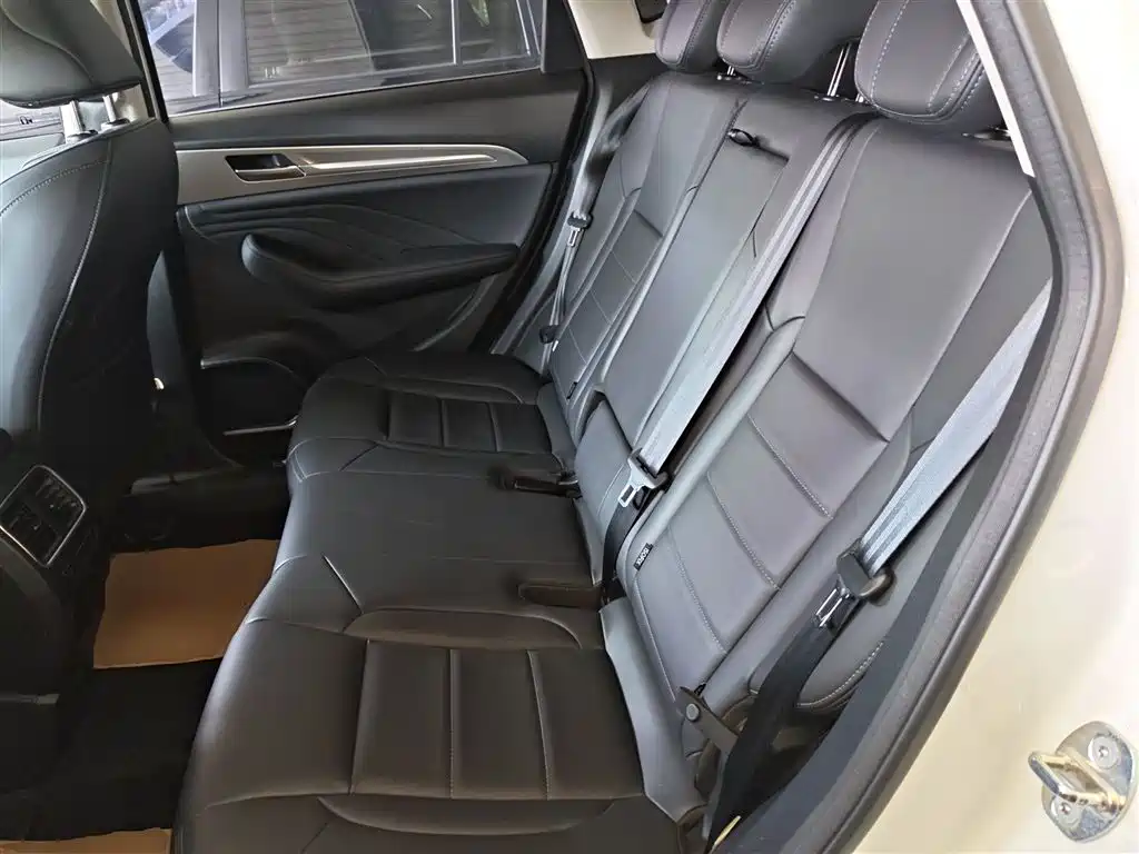 Haval F7 2020 — фото 17